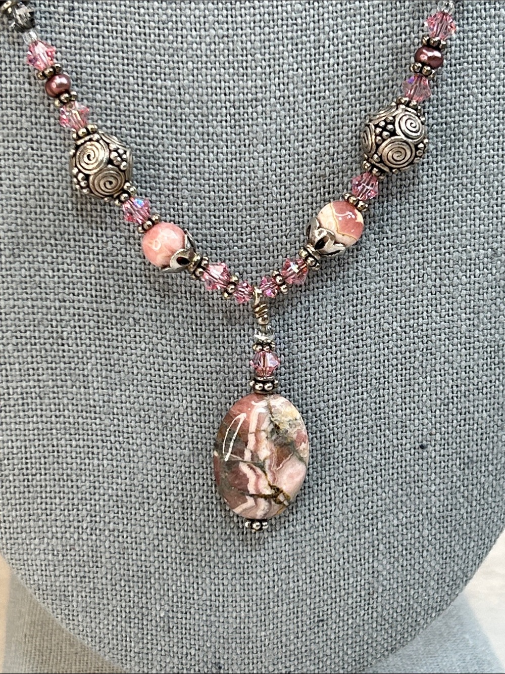 Charming Rhodonite Stone & Pink Crystsl Beaded 925 Sterling Silver Necklace - Picture 10 of 11